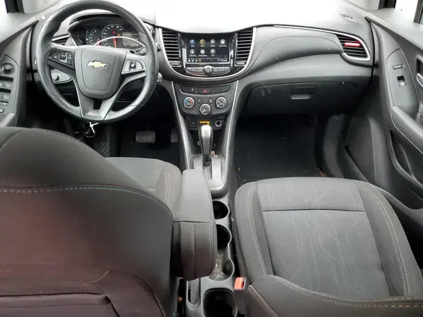 3GNCJPSB3KL272928 2019 CHEVROLET TRAX - Image 8