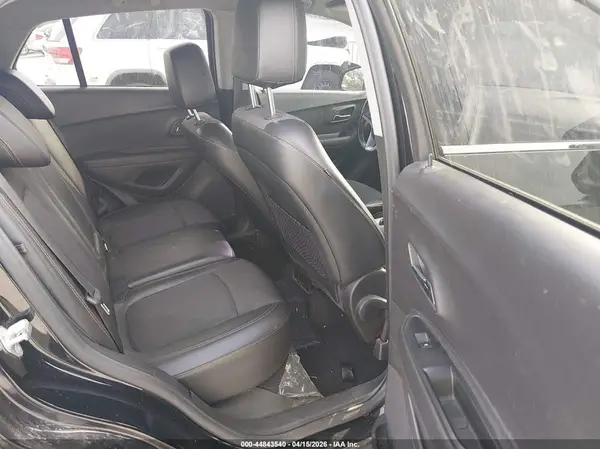 3GNCJPSB3KL290278 2019 CHEVROLET TRAX - Image 8
