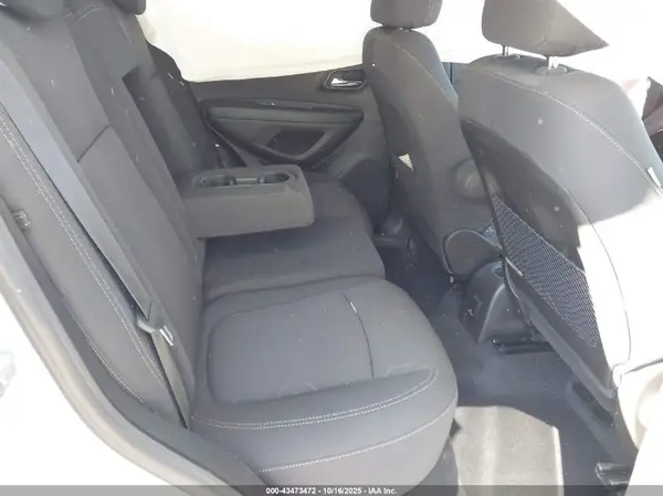 3GNCJPSB3KL298560 2019 CHEVROLET TRAX - Image 8