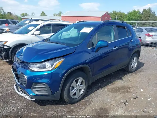 3GNCJPSB3KL312148 2019 CHEVROLET TRAX - Image 2