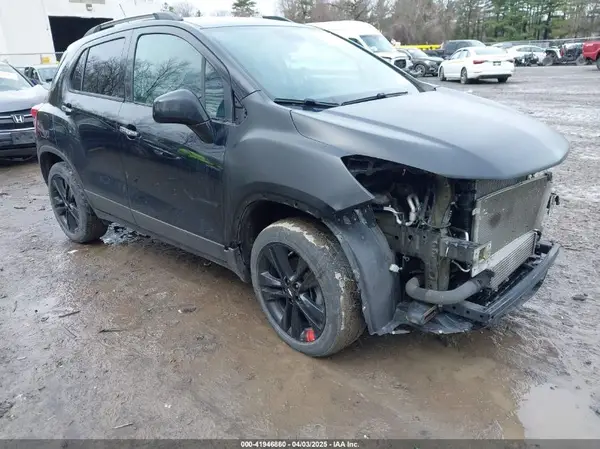 3GNCJPSB3KL361253 2019 CHEVROLET TRAX - Image 1