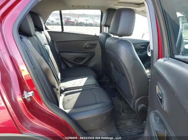3GNCJPSB3KL383284 2019 CHEVROLET TRAX - Image 8