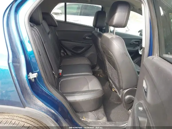 3GNCJPSB3KL402741 2019 CHEVROLET TRAX - Image 8