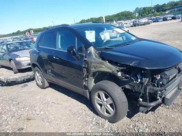 3GNCJPSB3KL405915 2019 CHEVROLET TRAX - Image 1