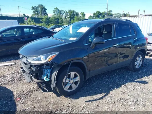 3GNCJPSB3KL405915 2019 CHEVROLET TRAX - Image 2
