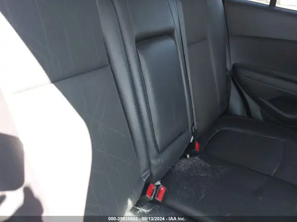 3GNCJPSB3KL405915 2019 CHEVROLET TRAX - Image 8