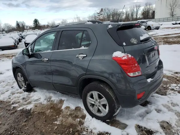 3GNCJPSB3LL117183 2020 CHEVROLET TRAX - Image 2