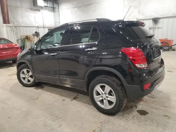 3GNCJPSB3LL126885 2020 CHEVROLET TRAX - Image 2