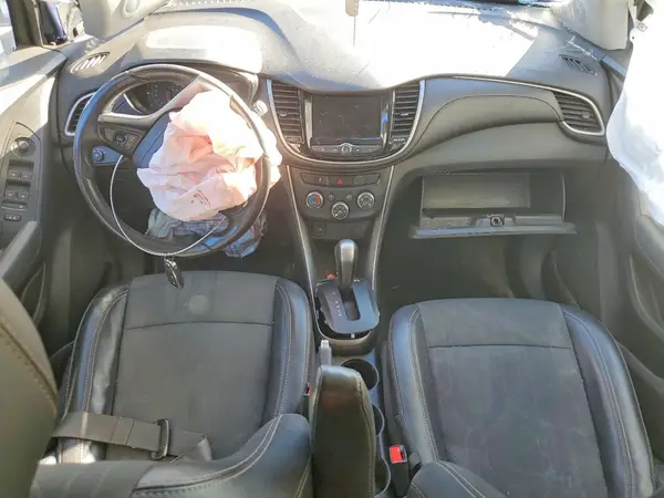 3GNCJPSB3LL176542 2020 CHEVROLET TRAX - Image 8
