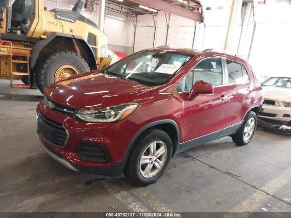 3GNCJPSB3LL186553 2020 CHEVROLET TRAX - Image 2