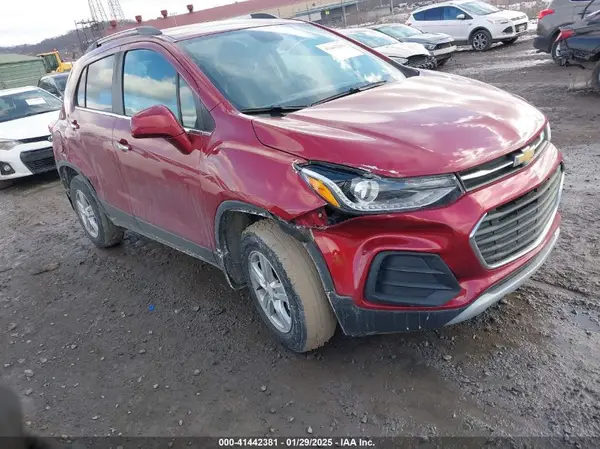 3GNCJPSB3LL188674 2020 CHEVROLET TRAX - Image 1