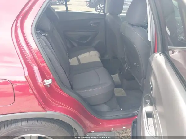 3GNCJPSB3LL218207 2020 CHEVROLET TRAX - Image 8