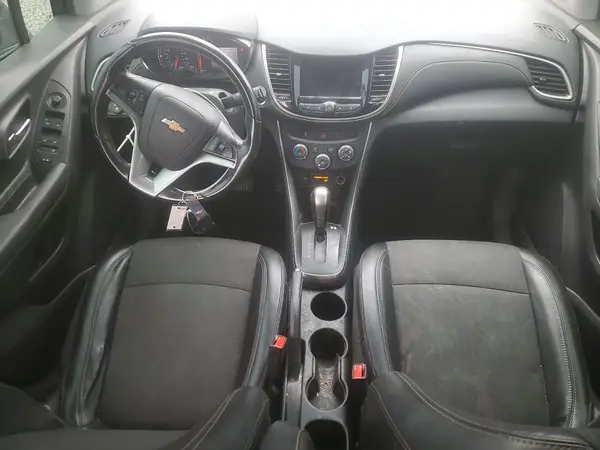 3GNCJPSB3LL247304 2020 CHEVROLET TRAX - Image 8