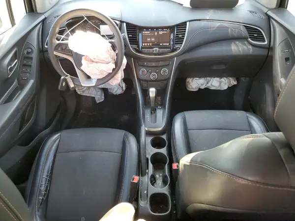 3GNCJPSB3LL310708 2020 CHEVROLET TRAX - Image 8