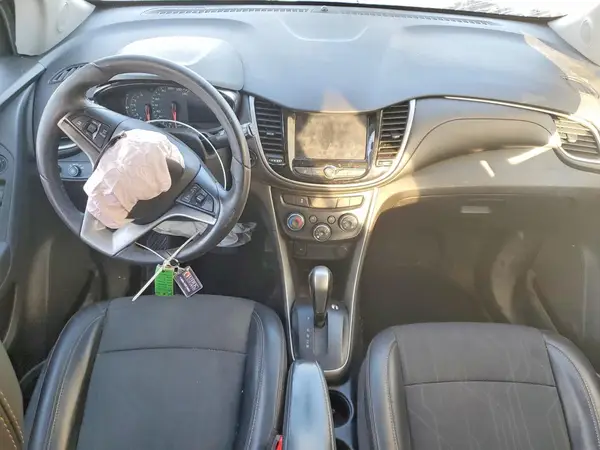 3GNCJPSB3LL318209 2020 CHEVROLET TRAX - Image 8