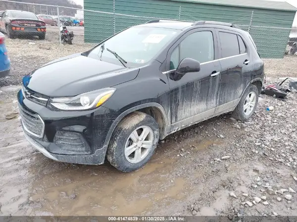3GNCJPSB3LL334300 2020 CHEVROLET TRAX - Image 2