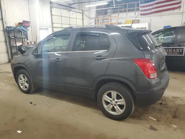 3GNCJPSB4GL134404 2016 CHEVROLET TRAX - Image 2