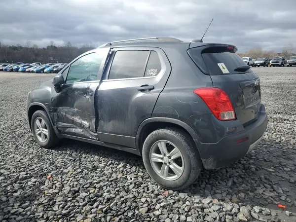 3GNCJPSB4GL153423 2016 CHEVROLET TRAX - Image 2