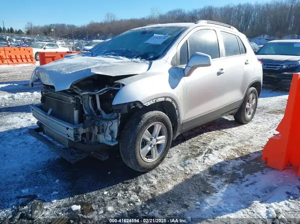 3GNCJPSB4GL184462 2016 CHEVROLET TRAX - Image 2