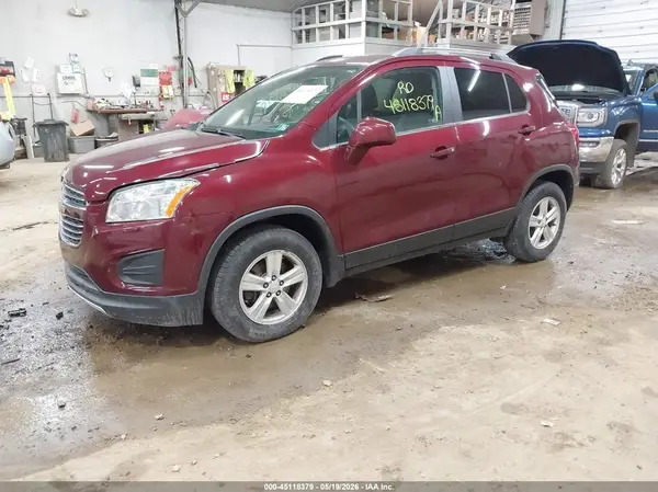 3GNCJPSB4GL221204 2016 CHEVROLET TRAX - Image 2