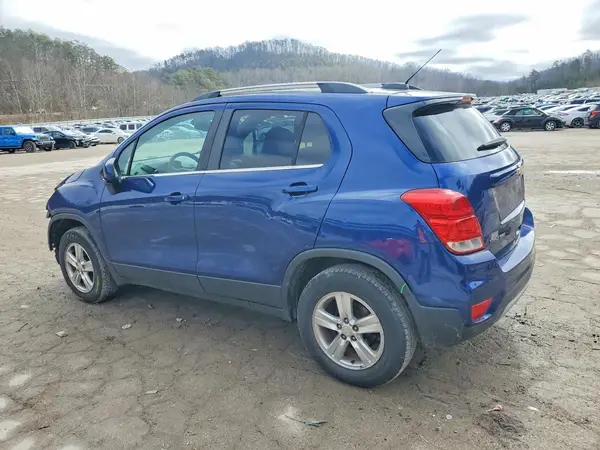 3GNCJPSB4HL142729 2017 CHEVROLET TRAX - Image 2