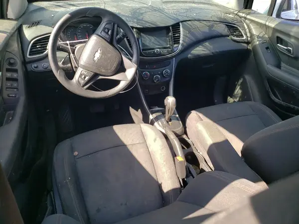 3GNCJPSB4HL144562 2017 CHEVROLET TRAX - Image 8