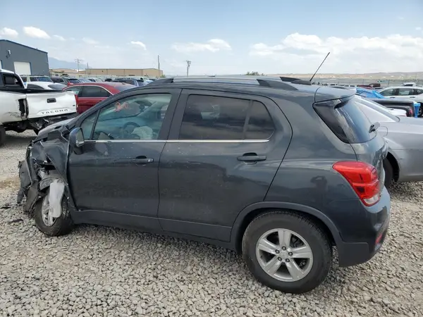 3GNCJPSB4HL149759 2017 CHEVROLET TRAX - Image 2