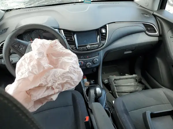 3GNCJPSB4HL149759 2017 CHEVROLET TRAX - Image 8