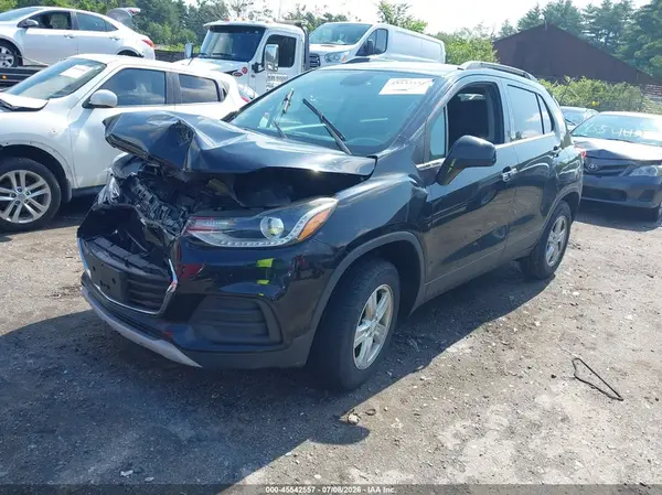 3GNCJPSB4HL172720 2017 CHEVROLET TRAX - Image 2
