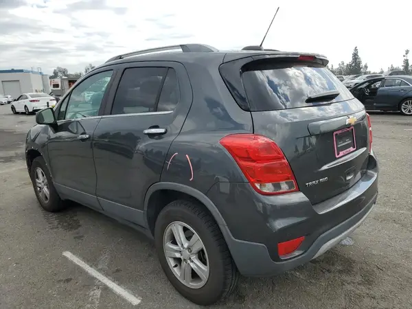 3GNCJPSB4HL187010 2017 CHEVROLET TRAX - Image 2