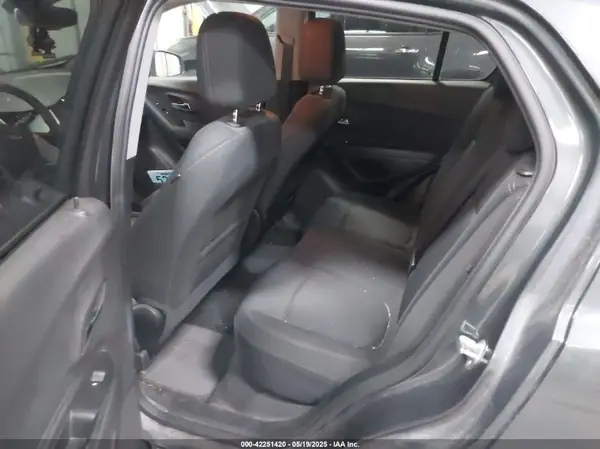 3GNCJPSB4HL225450 2017 CHEVROLET TRAX - Image 8