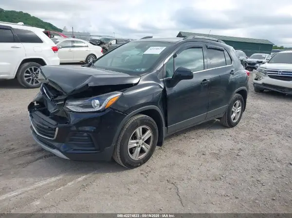 3GNCJPSB4HL225996 2017 CHEVROLET TRAX - Image 2