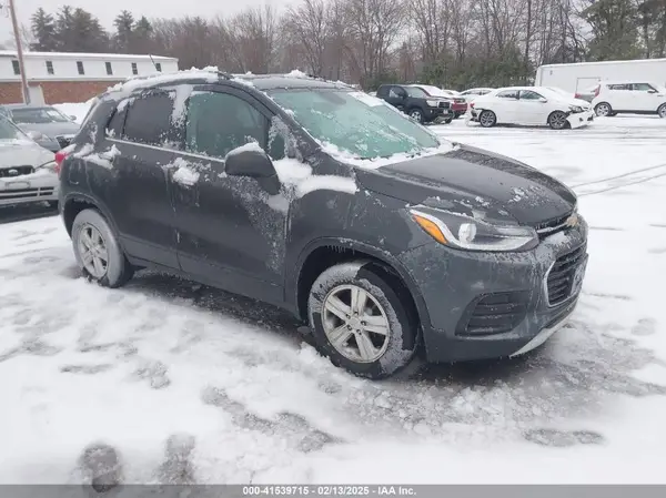 3GNCJPSB4HL231426 2017 CHEVROLET TRAX - Image 1