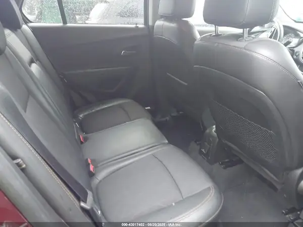 3GNCJPSB4HL239767 2017 CHEVROLET TRAX - Image 8