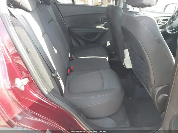3GNCJPSB4HL257962 2017 CHEVROLET TRAX - Image 8