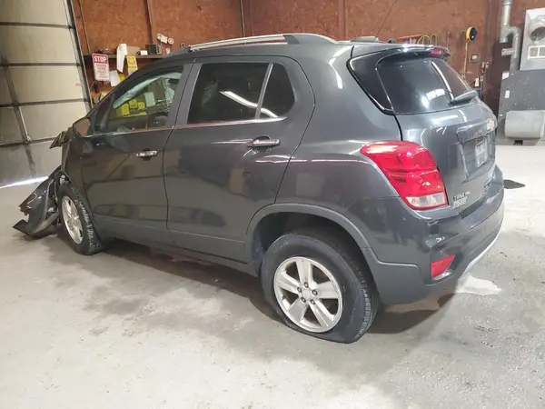 3GNCJPSB4HL287690 2017 CHEVROLET TRAX - Image 2