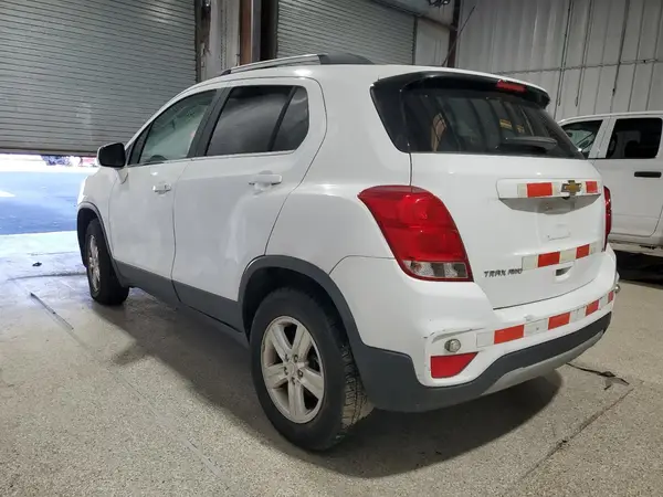 3GNCJPSB4JL148200 2018 CHEVROLET TRAX - Image 2