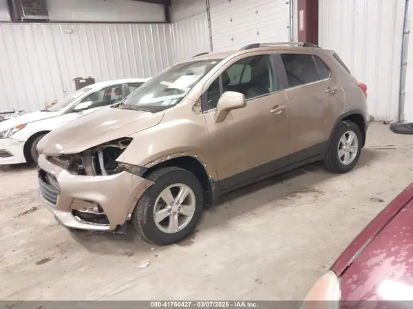 3GNCJPSB4JL161027 2018 CHEVROLET TRAX - Image 2