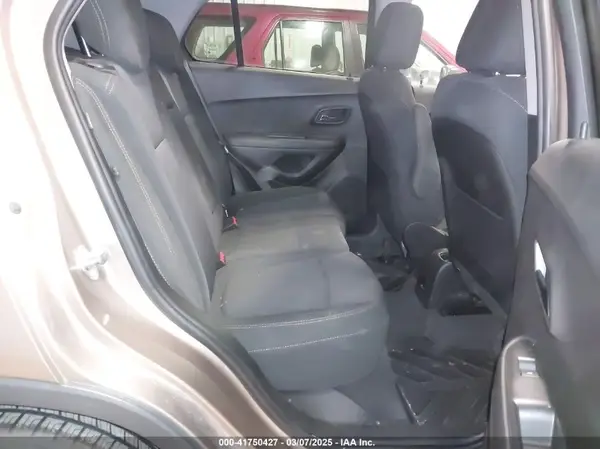 3GNCJPSB4JL161027 2018 CHEVROLET TRAX - Image 8