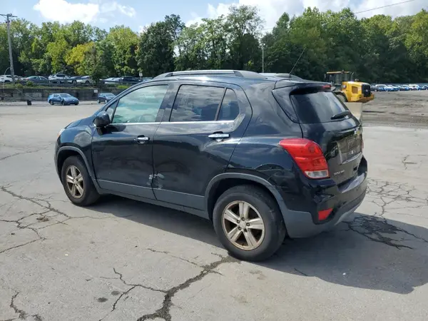 3GNCJPSB4JL195131 2018 CHEVROLET TRAX - Image 2