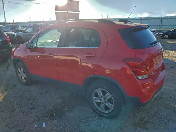 3GNCJPSB4JL208119 2018 CHEVROLET TRAX - Image 2