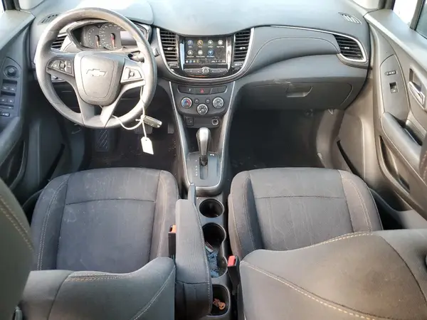 3GNCJPSB4JL235966 2018 CHEVROLET TRAX - Image 8