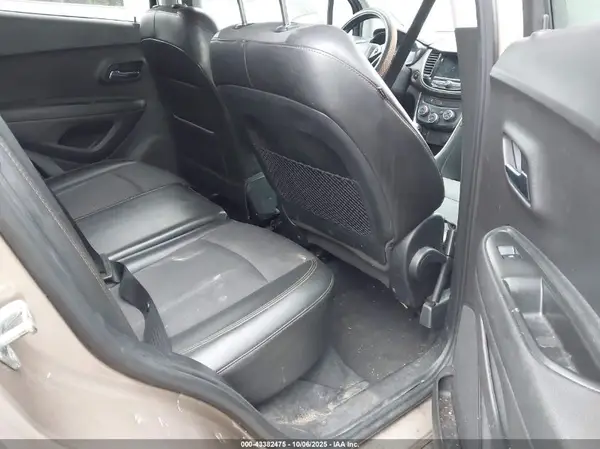 3GNCJPSB4JL247065 2018 CHEVROLET TRAX - Image 8