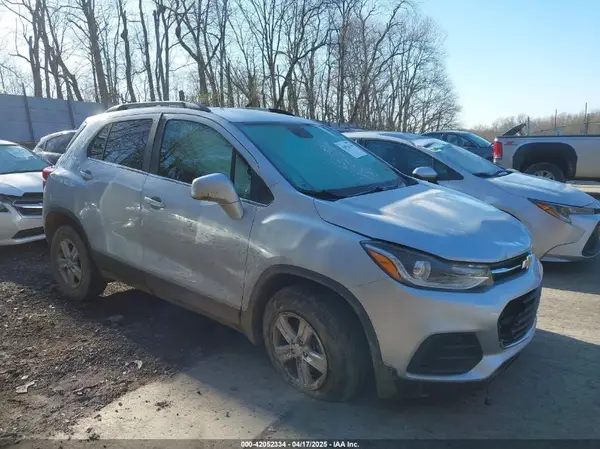 3GNCJPSB4JL261158 2018 CHEVROLET TRAX - Image 1