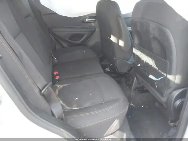 3GNCJPSB4JL261158 2018 CHEVROLET TRAX - Image 8