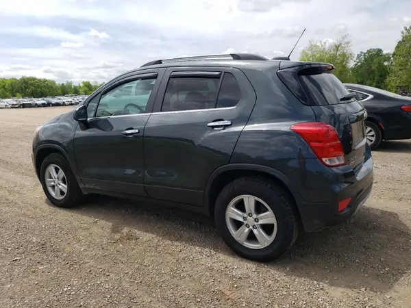 3GNCJPSB4JL261340 2018 CHEVROLET TRAX - Image 2