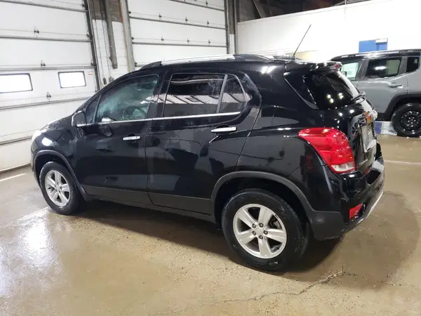 3GNCJPSB4JL280051 2018 CHEVROLET TRAX - Image 2