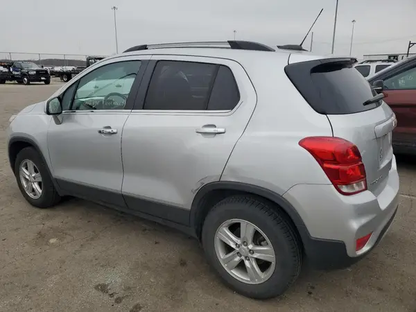3GNCJPSB4JL294547 2018 CHEVROLET TRAX - Image 2
