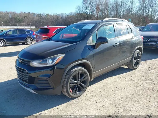 3GNCJPSB4JL346713 2018 CHEVROLET TRAX - Image 2