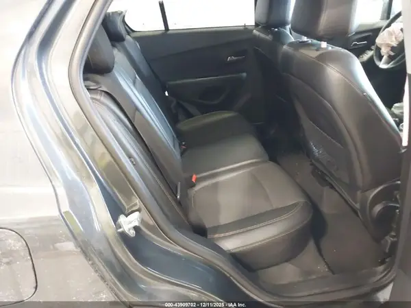 3GNCJPSB4KL114470 2019 CHEVROLET TRAX - Image 8